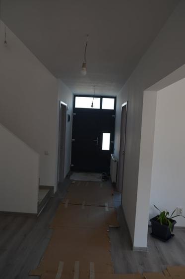 Apartament cu 3 camere în Socului