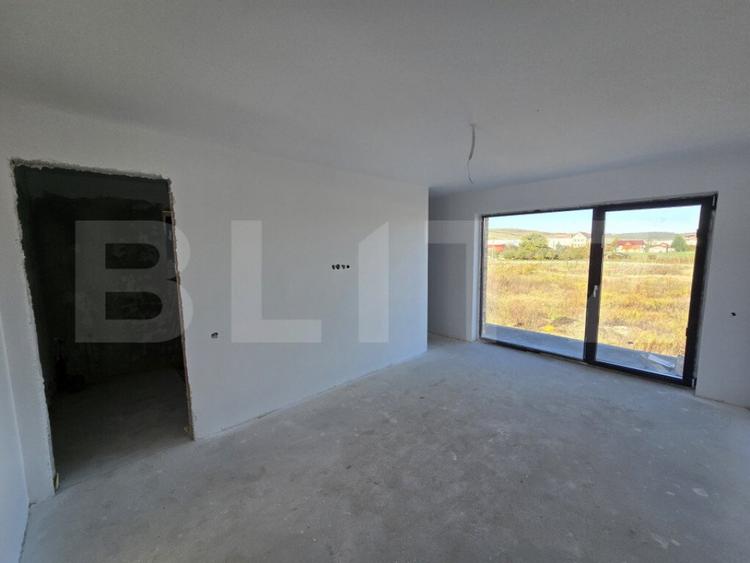 Casă cu 4 camere cu Teren 250 Mp în Apahida