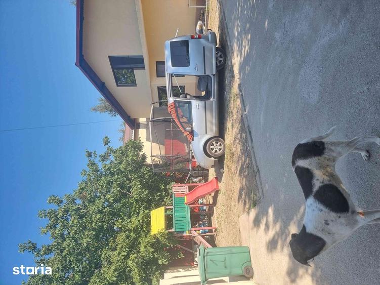 Casă cu 4 camere cu Teren 377 Mp în Central