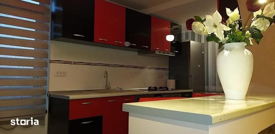 Apartament cu 3 camere în Inel I