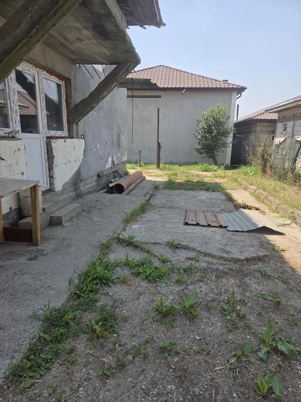 Casă cu 4 camere în Jilava