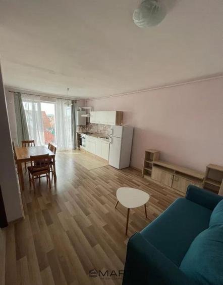 Apartament cu 2 camere decomandat în Lazaret