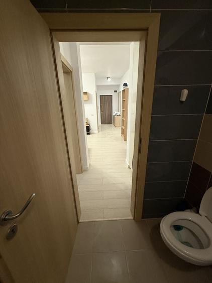 Apartament cu 2 camere semidecomandat în Giroc