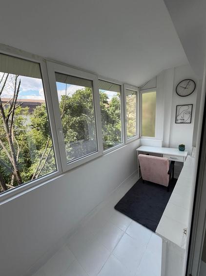 Apartament cu 2 camere decomandat în Take Ionescu