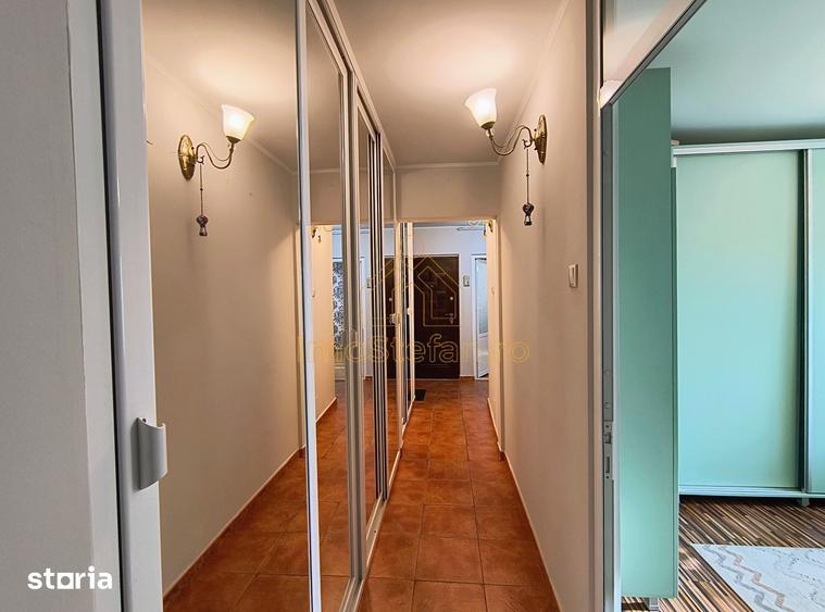 Apartament cu 3 camere decomandat, mobilat în Gara