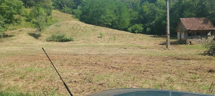 Teren de 15000 mp, în Central