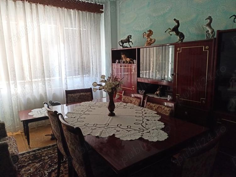 Apartament cu 2 camere decomandat în Buhuși