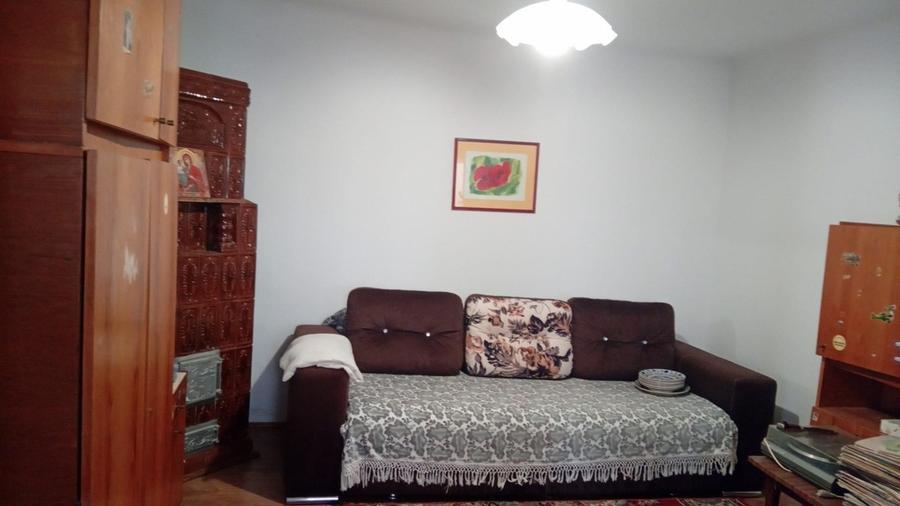Casă individuală cu 4 camere cu Teren 300 Mp în Fundeni