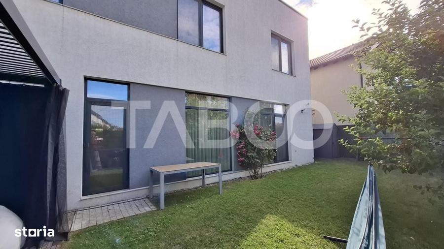 Casă cu 4 camere decomandat cu Teren 375 Mp în Central