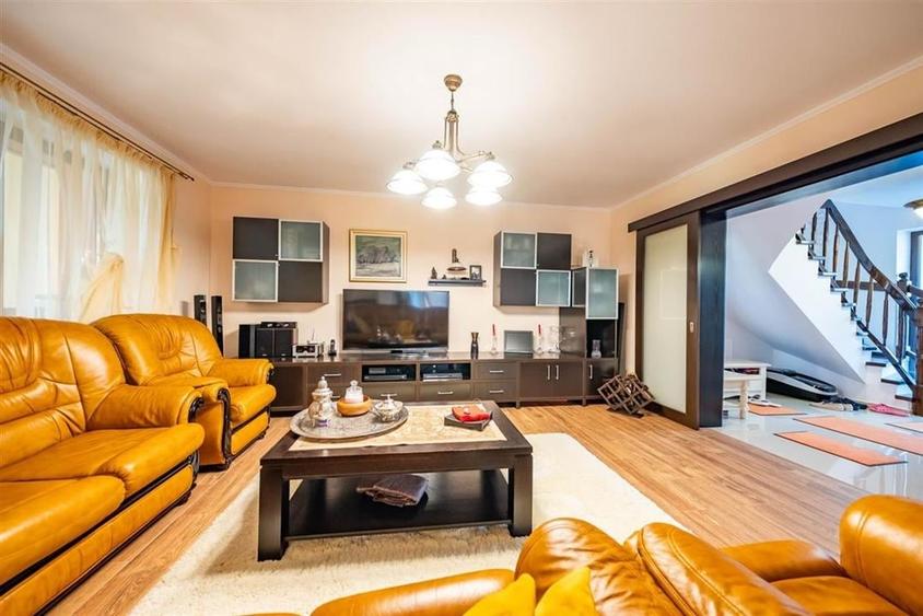 Casa Superba  in Brasov cu Priveliste pe Masura - 16