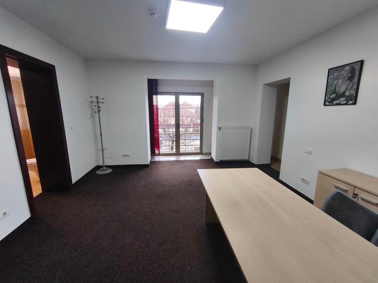 Birou de inchiriat 70 mp 650 euro - 1