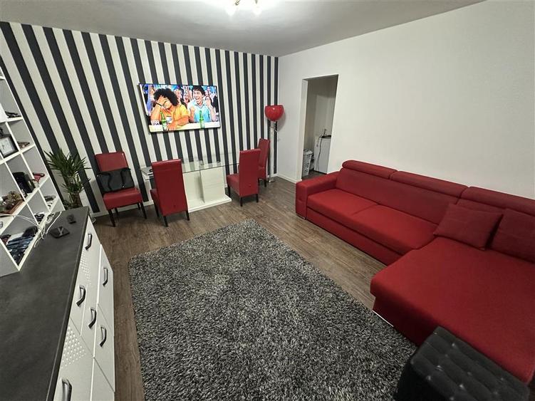 Apartament 3 camere semidecomandat, rogerius - 2