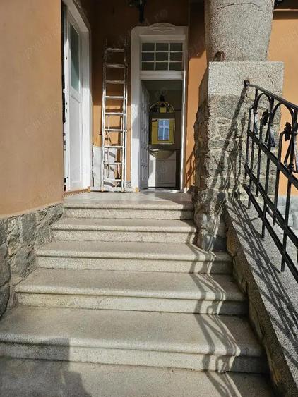 Dau in chirie casa P , Zona Armatei Romane ,lux , SC 200 mp, teren 500 , intrare auto - 18