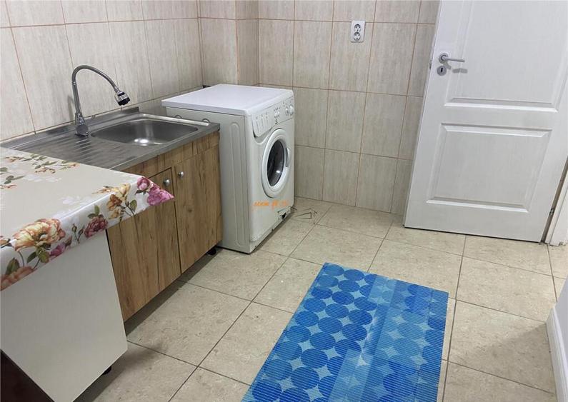 Apartament 2 camere , et 1/4 , ultracentral -Piata Moldovei - 3