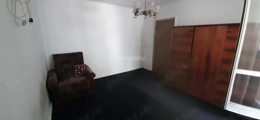 Inchiriez apartament 3 camere