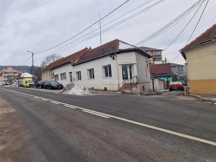 Resita Central Sp.Comercial 415 mp.Comision 0 Cumparator - 9