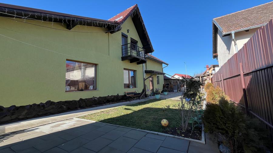 Casa deosebita P+M - zona Sanpetru - Comision 0% - 9