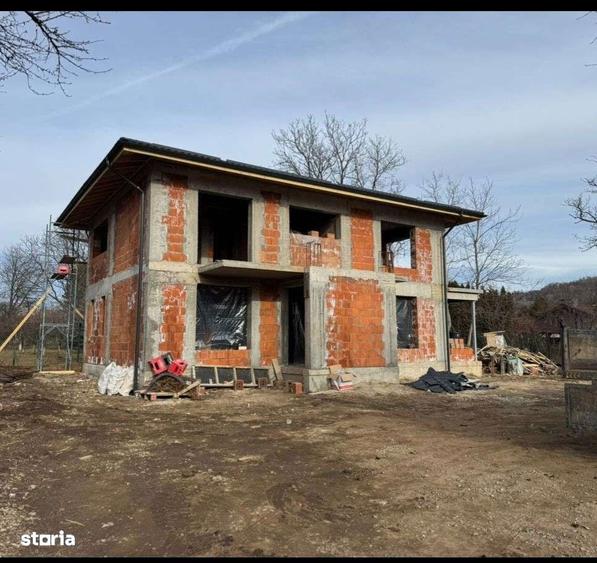 Vand CASA,VILA Noua P+1E 241,5Mp construit zona centrala BREAZA - 12