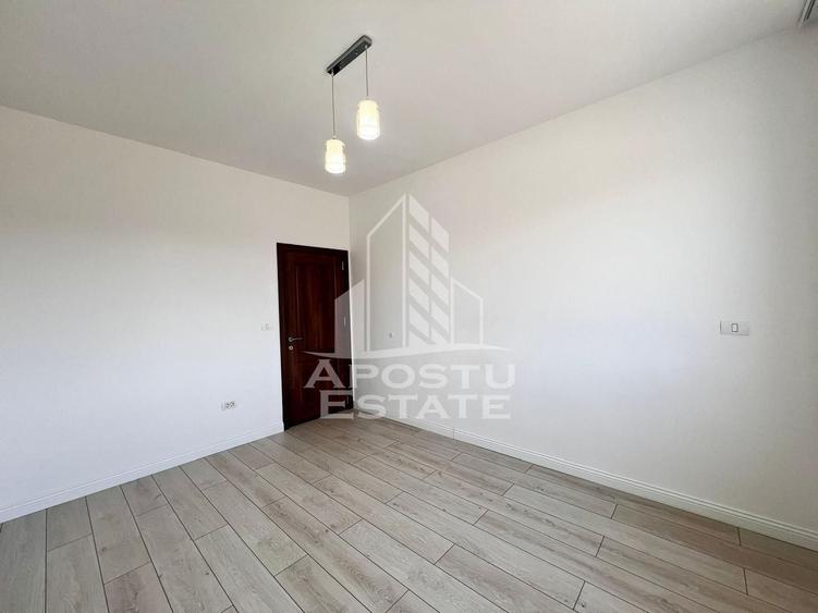 Jumatate de Duplex, 4 camere, 2 locuri de parcare,curte, Mosnita Noua - 5