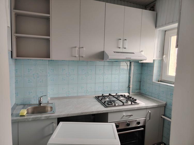 Ofer spre inchiriere garsoniera - 2