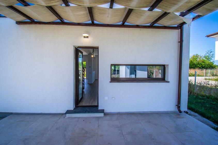 Vila verde disponibila, panouri, pompa de caldura, intretinere - 500ron/luna - 11