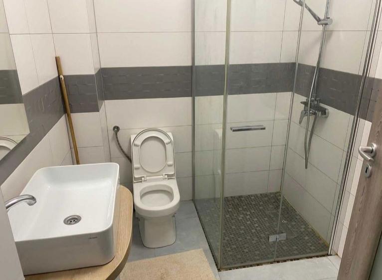 Inchiriez garsoniera cu loc de parcare- Militari Residence - 4