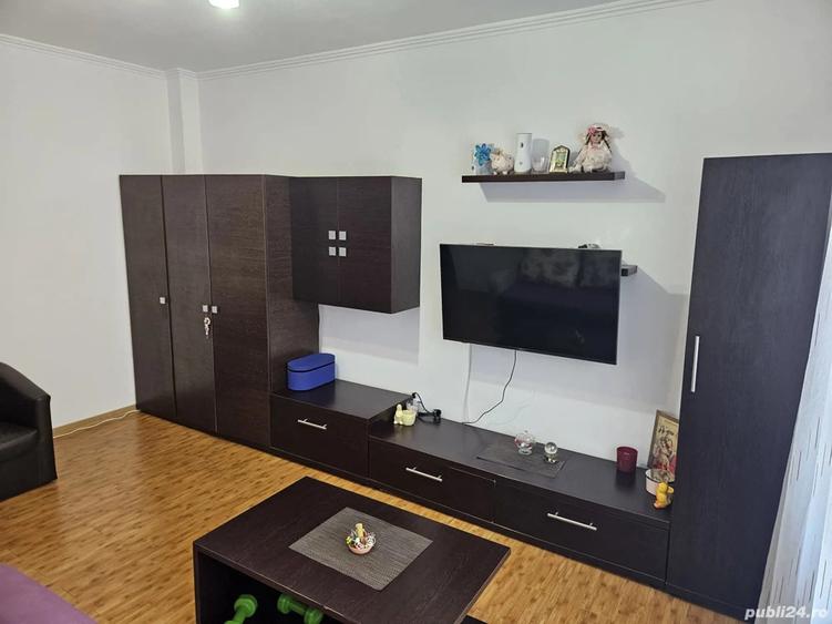 Vand Garsoniera Str Traian Pitesti - 1