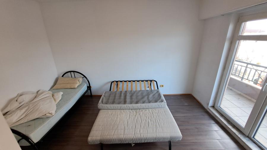 APARTAMENT 3 CAMERE - SUPRAFATA GENEROASA - 21