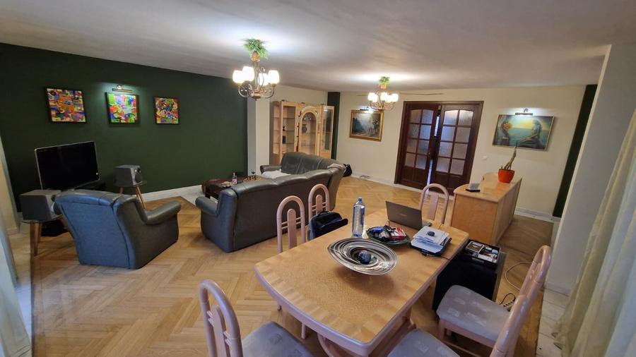 Vila singur curte - 4