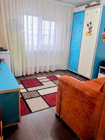 Vand apartament cu 3 camere - 10