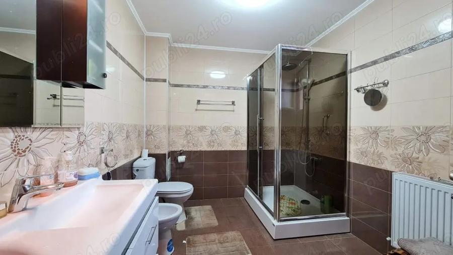 ! Craciun si pentru Anu NOU !Casa moderna cu 5 camere elegan?a ?i confort in inima sta?iunii Predeal - 1