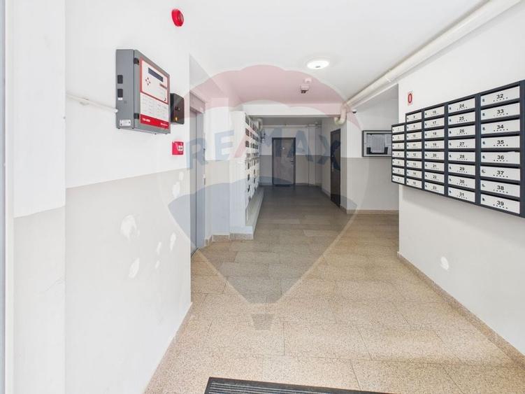 Apartament 3 camere - Titan,  balcon generos și 2 locuri de parcare - 20