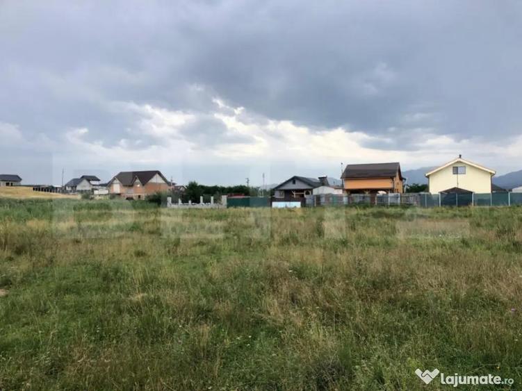 Teren Intravilan de 1000 mp in Sanpetru, Bra?ov Zona - 3