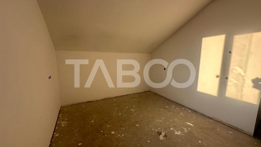 Casa de tip duplex 4 camere 140 mpu 2 bai zona Veterani in Sibiu - 23