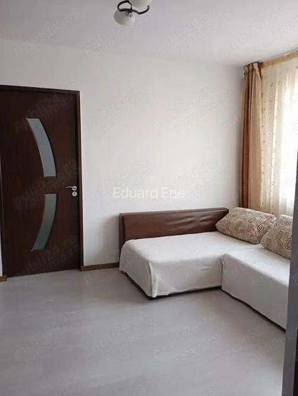 De vanzare apartament 2 camere M19, etaj 2/4, semidecomandat De vanzare apartament 2 camere M19, etaj 2/4, semidecomandat