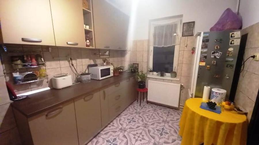 Turda,2 camere ,etaj 2,centrala proprie - 8