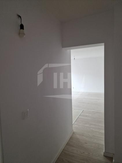 Apartament cu 3 camere, garaj - 4