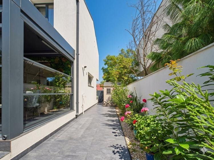 Disponibilitate imediat I  Primarie Otopeni I LUX  I Mutare directă - 4