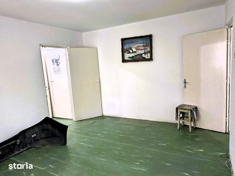 Vanzare Apartament 2 camere, Resita, etajul 1, lini?te ?i acces facil - 17