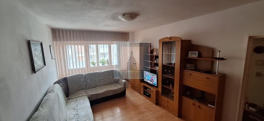 Apartament 2 camere+boxa - zona Racadau/Carpaților - 1