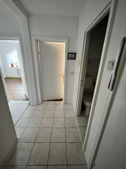 Vand apartament cu 3 camere decomandat - 10