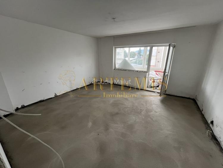 Apartament de 3camere, decomandat, 79 mp., zona Parcul Central