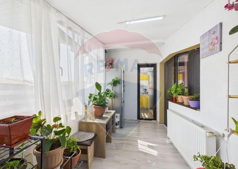 Apartament cu 3 camere de vanzare-Leroy Merlin Bragadiru - 4