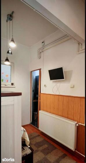 Apartament ultracentral/ 3 camere /70 mp + terasa privata - 17