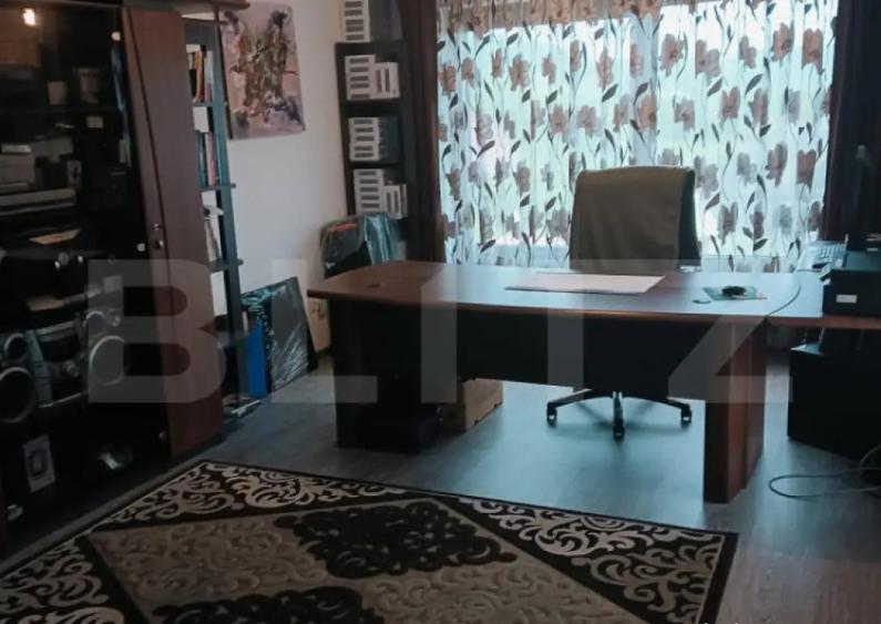 Casa individuala cu 5 camere, 240 mp, 12,8 ari teren, zona - 2