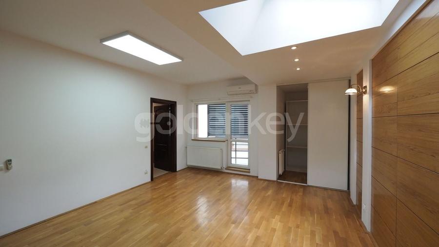 Vedere panoramica! Duplex cu 6 camere pe strada linistita, 350mp - 18