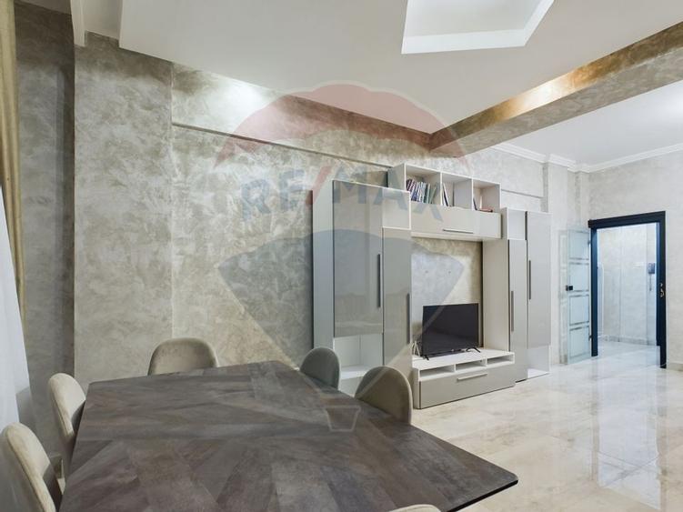 Apartament central, 3 camere, 2 bai, -renovat complet, modern - 2