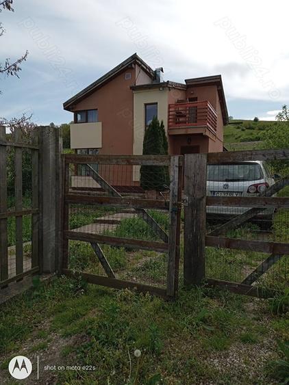 Vand teren 900mp si casa de vacanta in comuna Borsa Cluj - 1