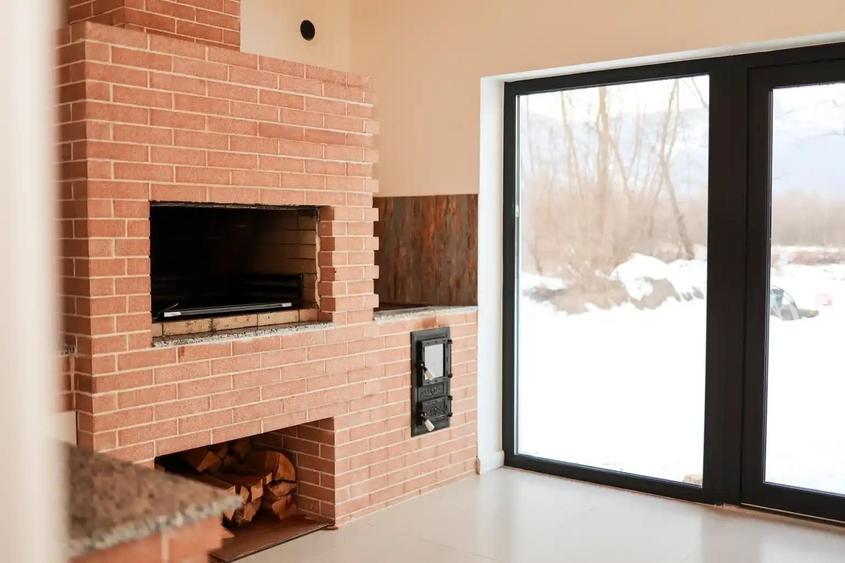 PENSIUNE-2025 , langa Riul MOlDOVA ,6 camere . totul nou , ECHIPATA COMPLET - 1