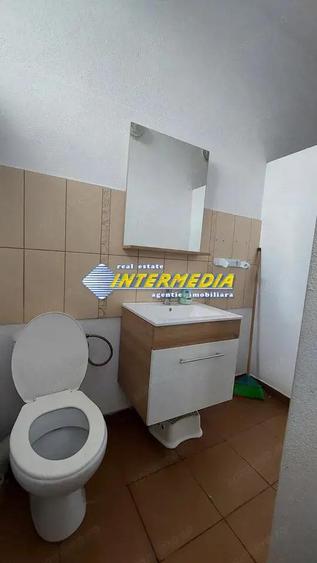 Spatiu comercial - briouri/depozit de inchiriat zona Ampoi 3 - 3